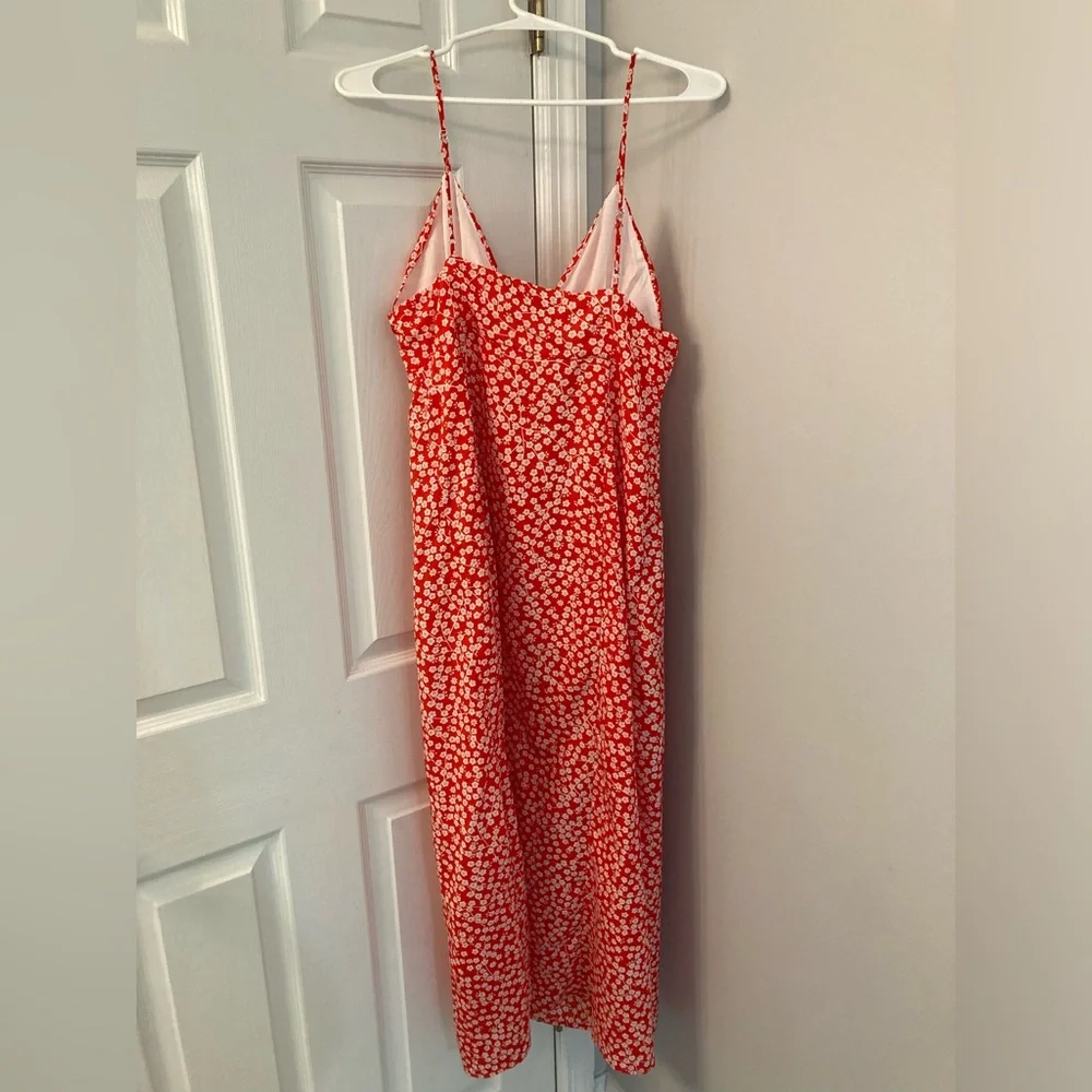 Blush Boutique red and white floral button up dress midi size small - Picture 4 of 5